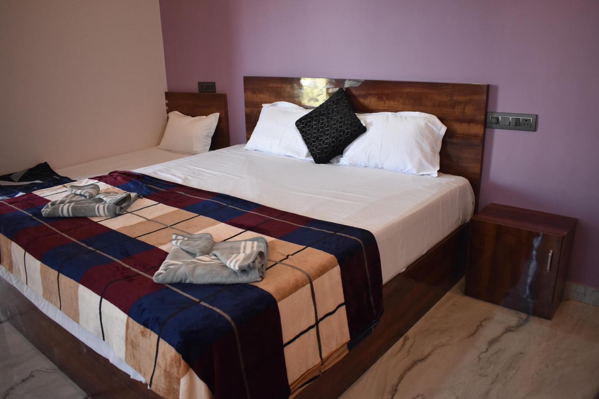 Manoj Homestay האמפי מראה חיצוני תמונה