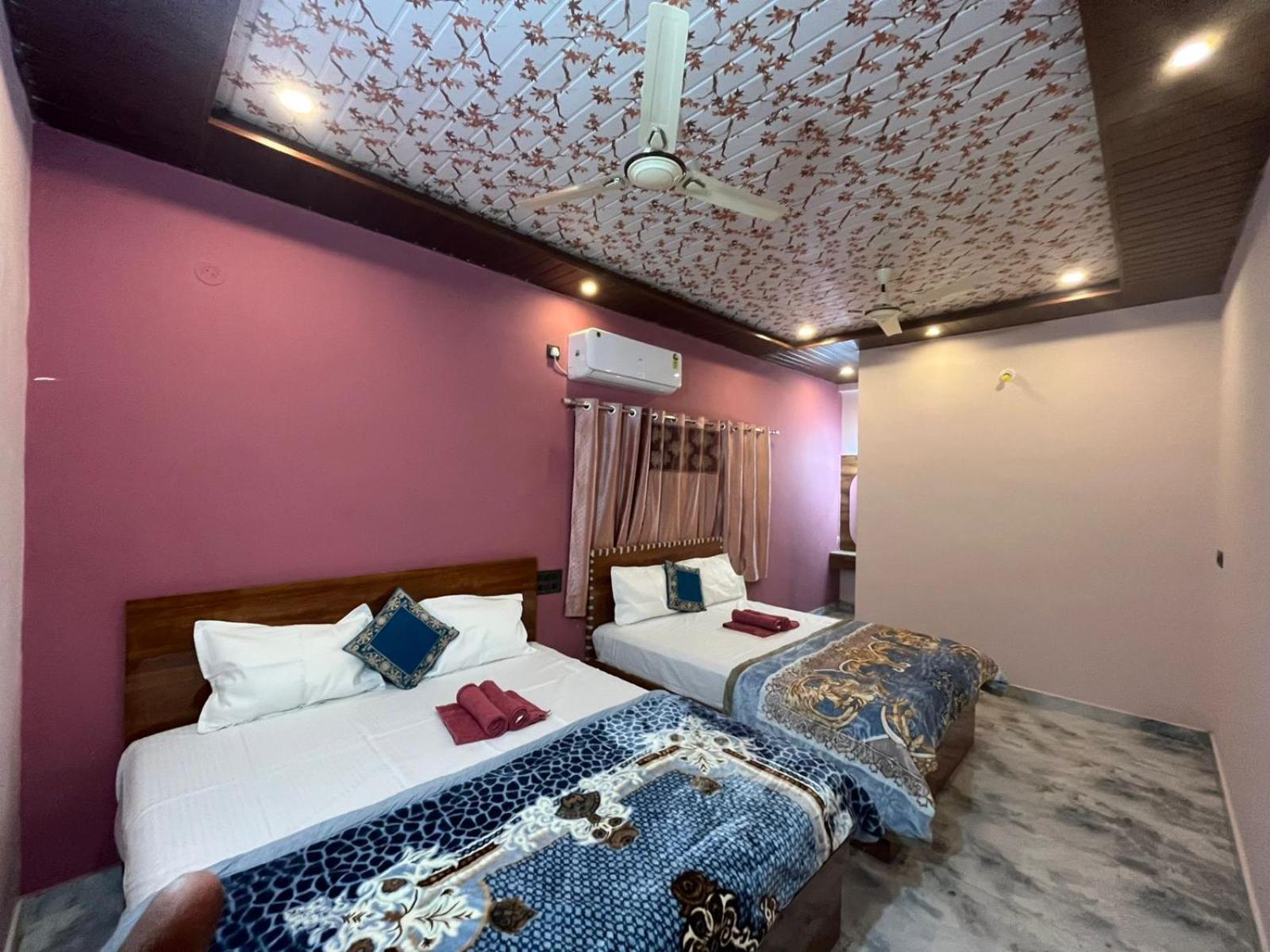 Manoj Homestay האמפי מראה חיצוני תמונה